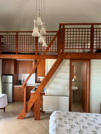Superior 1-Bedroom Apartment - Split Level4